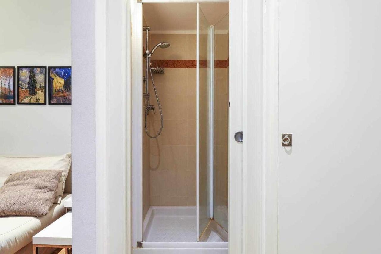 Apartment Sv18c Charming Modern Flat S Ambrogio Mailand